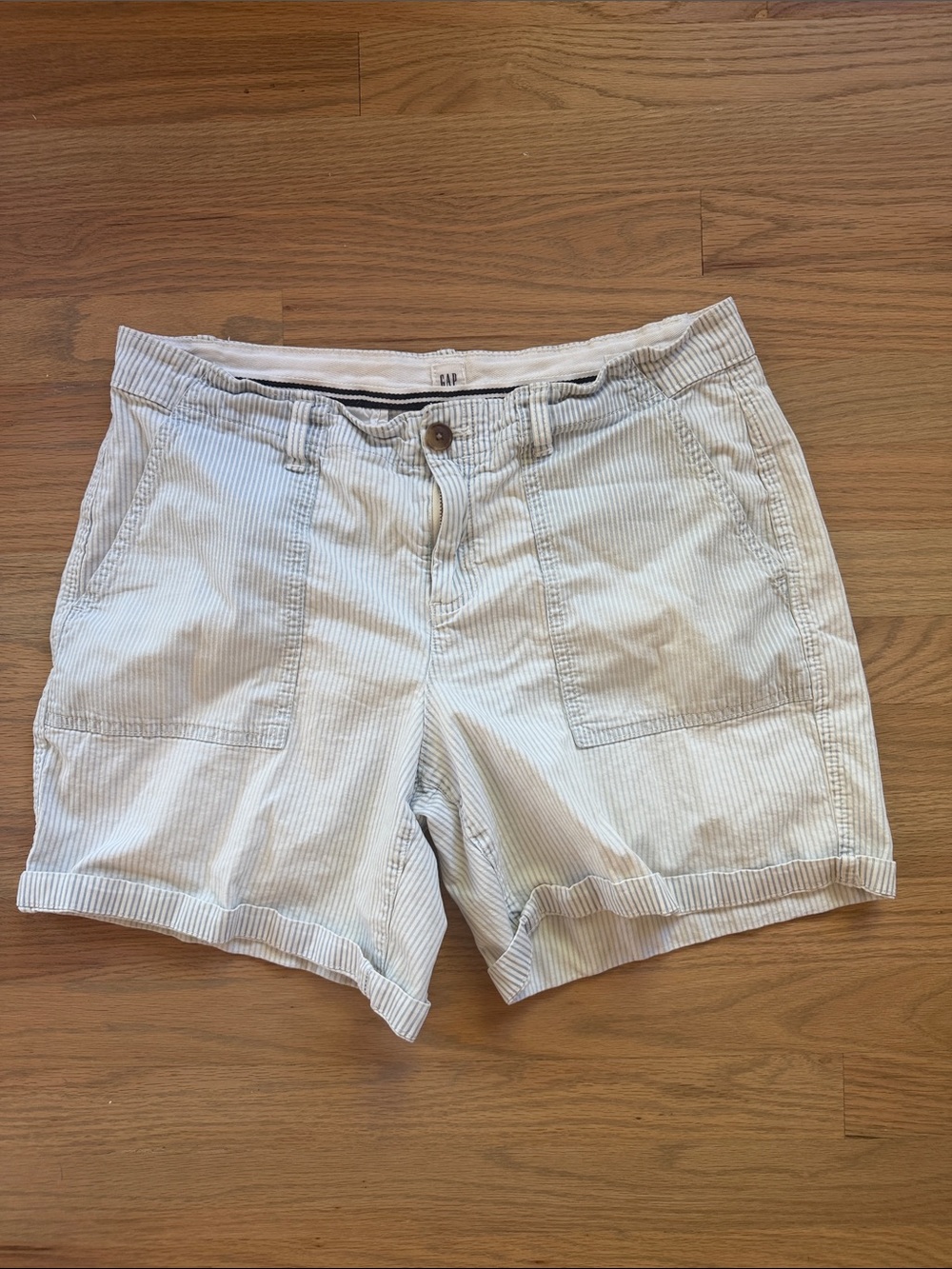 GAP Girlfriend Chino Shorts Blue & White Pinstripe Size 12